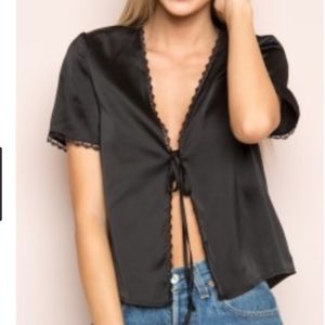 BRANDY MELVILLE SILK FRONT TIE TOP